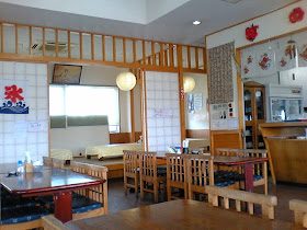 福八・店内